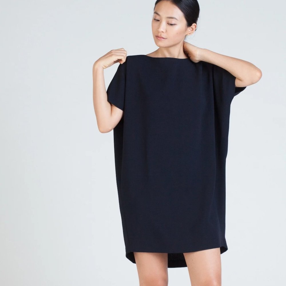 Kaarem Angle Mini Dolman Open Back Dress -- Small